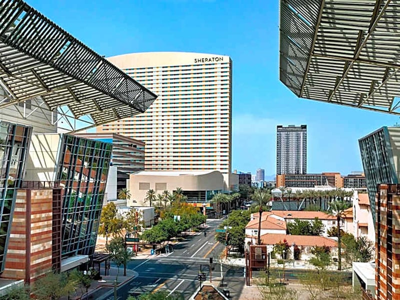 Outdoor picture of Sheraton Hotel in Phoenix, AZ