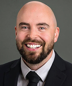 Dr. Zacharie Finneman